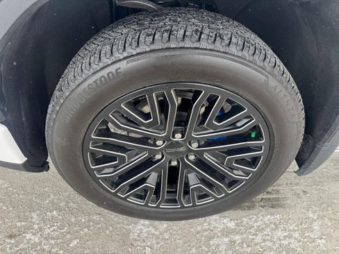 Used 2022 GMC Sierra 1500 Denali Ultimate image 5