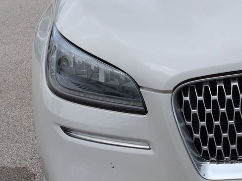 Used 2020 Lincoln Corsair AWD image 7