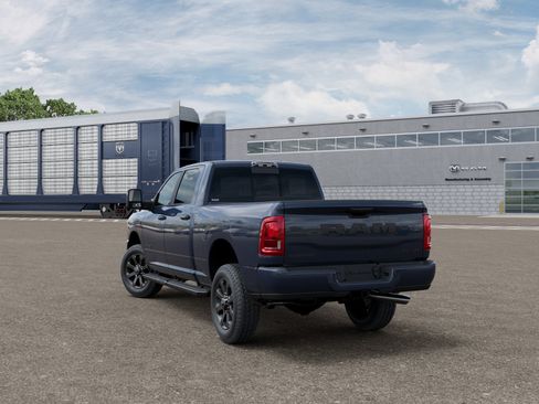 New 2026 RAM 3500 Laramie AWD/4WD image 29