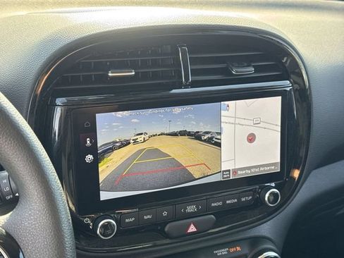Used 2025 Kia Soul S FWD image 18
