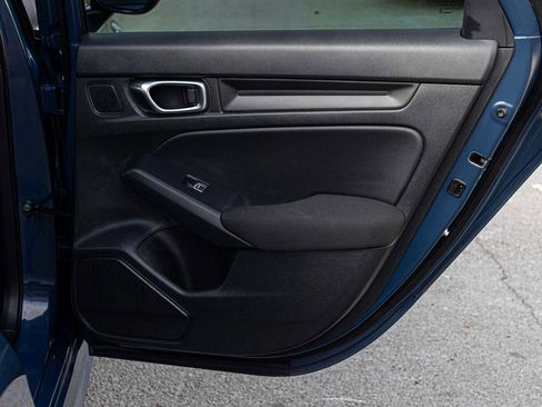 Used 2025 Honda Civic Sport image 15