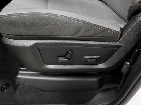 Used 2024 RAM 2500 Big Horn image 23