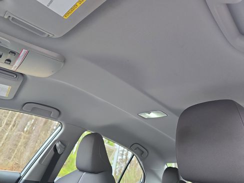 Used 2023 Toyota Camry LE image 30