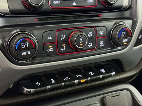 Used 2016 GMC Sierra 3500 SLT w/ Duramax Plus Package image 21