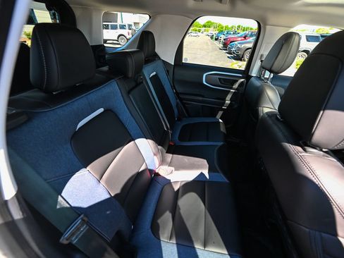 Certified 2025 Ford Bronco Sport Outer Banks w/ Outer Banks Tech Package+ AWD/4WD image 28