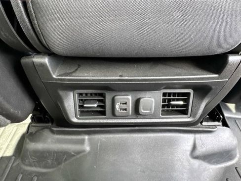 Used 2022 GMC Sierra 3500 SLE w/ SLE Value Package image 22