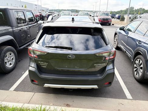 Certified 2023 Subaru Outback Touring AWD/4WD image 5