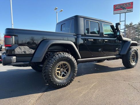 New 2026 Jeep Gladiator Rubicon w/ Steel Power Dome Hood Package AWD/4WD image 52