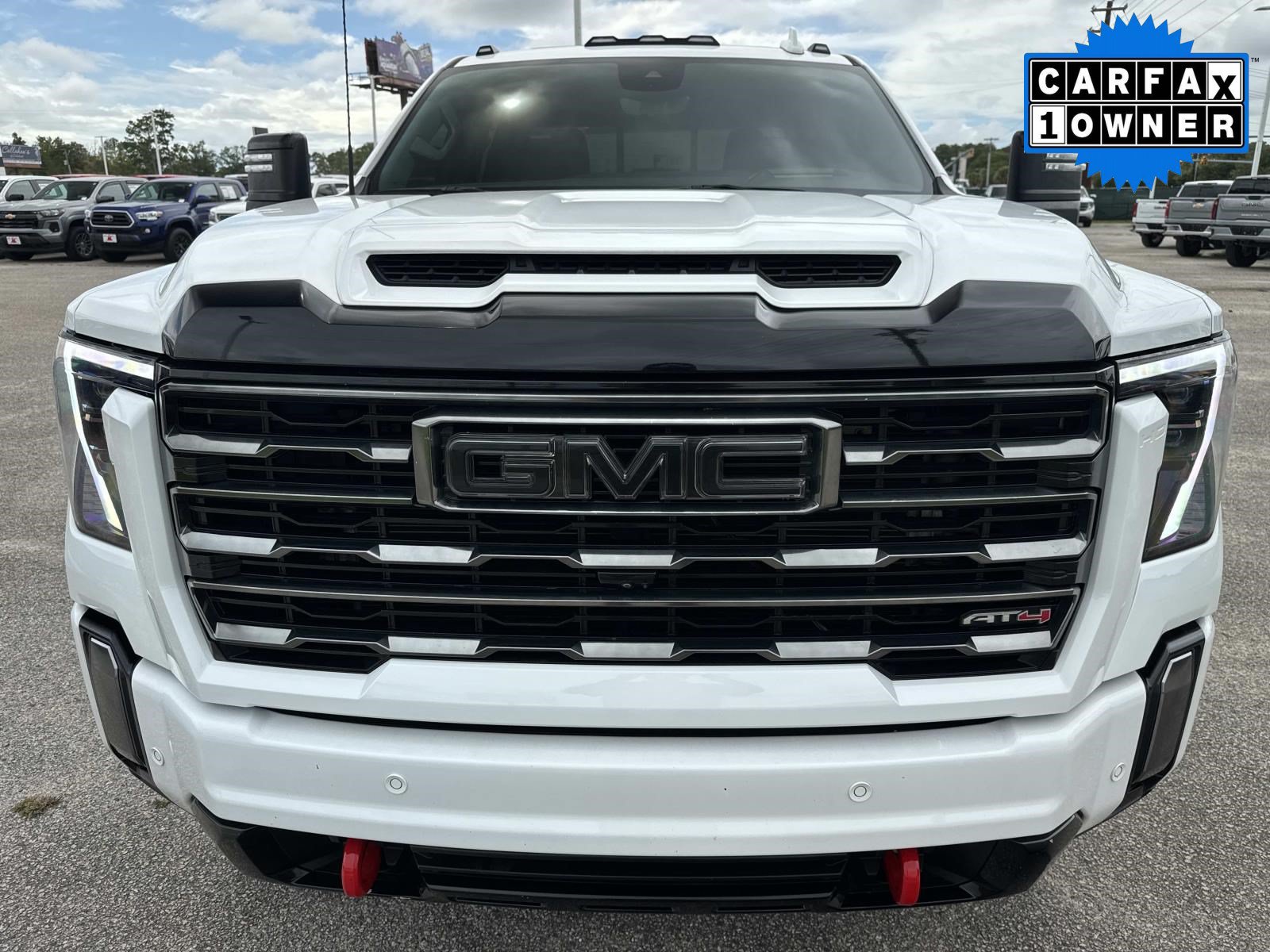 Used 2024 GMC Sierra 2500 AT4 w/ AT4 Premium Plus Package AWD/4WD image 9