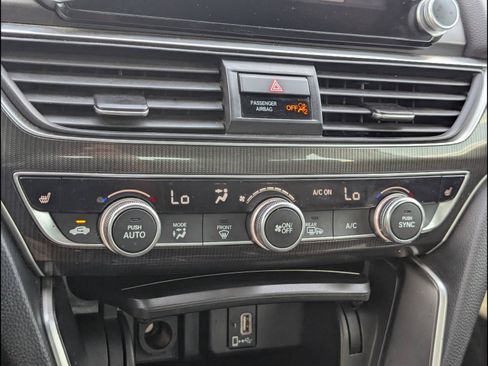 Used 2019 Honda Accord Sport image 15