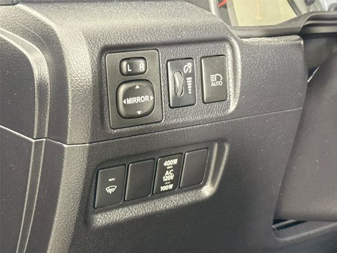 Used 2020 Toyota 4Runner SR5 image 22