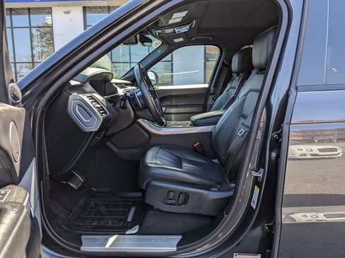 Used 2019 Land Rover Range Rover Sport Supercharged image 12
