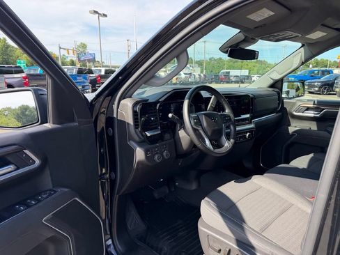 Used 2026 Chevrolet Silverado 1500 RST AWD/4WD image 15