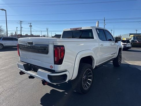Used 2024 GMC Sierra 1500 AT4 w/ Technology Package image 5