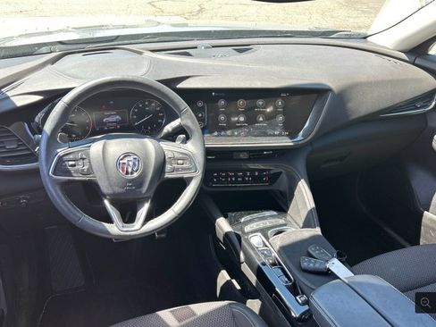 Used 2023 Buick Envision Preferred w/ Sport Touring Package AWD/4WD image 4