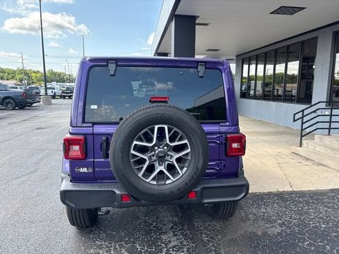 New 2026 Jeep Wrangler Unlimited Sahara w/ Technology Group AWD/4WD image 10