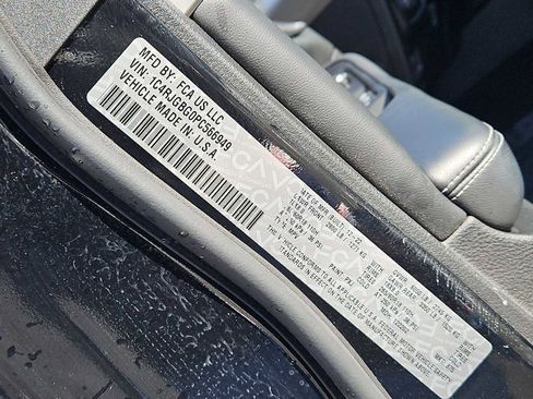 Used 2023 Jeep Grand Cherokee Limited image 35