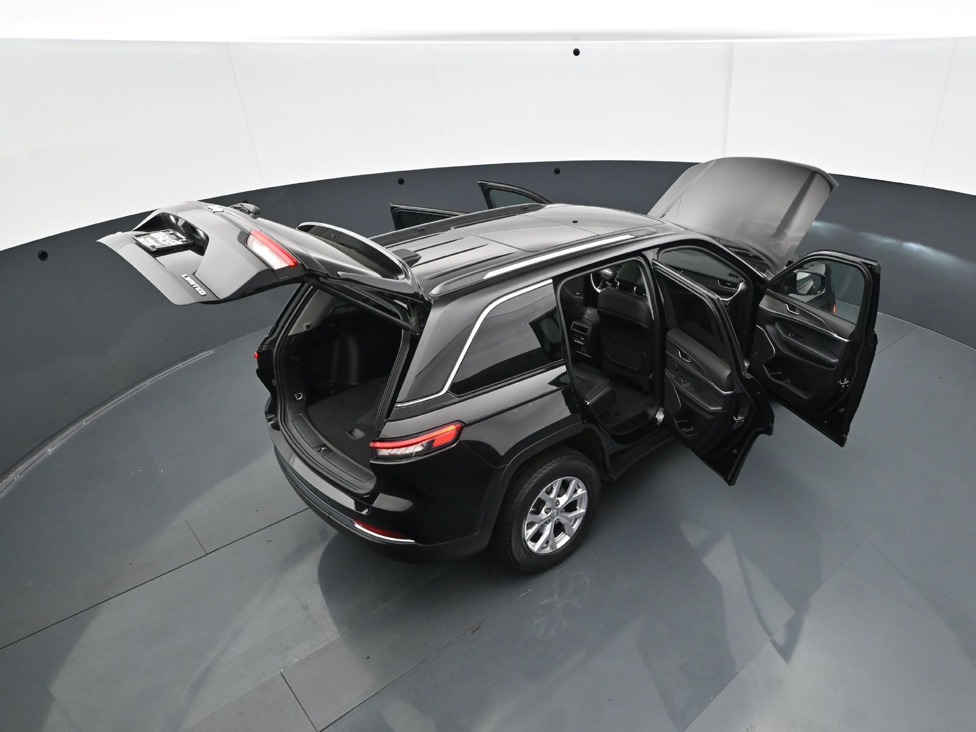 Used 2022 Jeep Grand Cherokee Limited AWD/4WD image 43