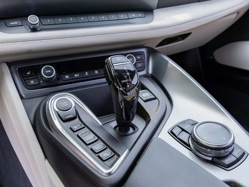 Used 2014 BMW i8 image 15