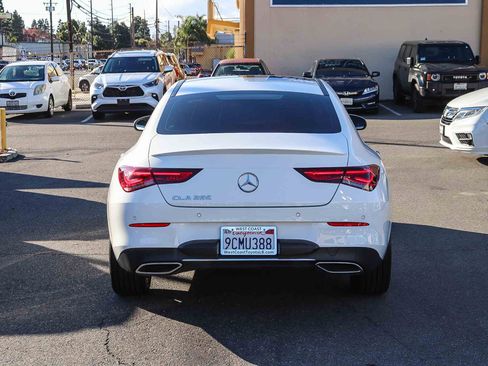 Used 2022 Mercedes-Benz CLA 250 CLA 250 image 8