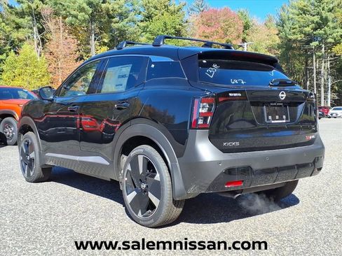 Used 2026 Nissan Kicks SR w/ Cold Weather Package AWD/4WD image 4