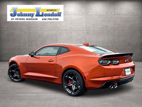 Used 2024 Chevrolet Camaro SS RWD image 3