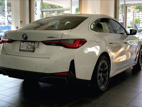 Used 2023 BMW i4 eDrive35 RWD image 6