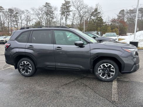 New 2026 Subaru Forester Premium AWD/4WD image 2
