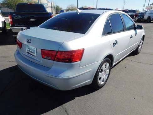 Used 2010 Hyundai Sonata GLS image 7