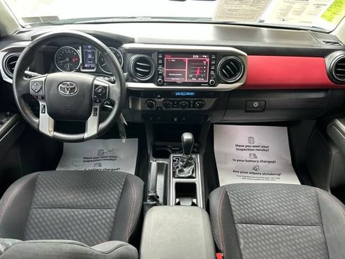 Used 2022 Toyota Tacoma SR5 w/ Technology Package AWD/4WD image 43