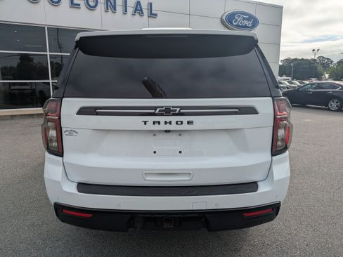 Used 2024 Chevrolet Tahoe Z71 w/ Luxury Package AWD/4WD image 5