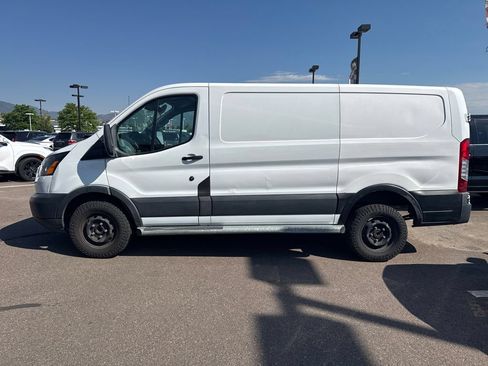Used 2018 Ford Transit 250 130 Low Roof w/ Exterior Upgrade Package RWD image 12