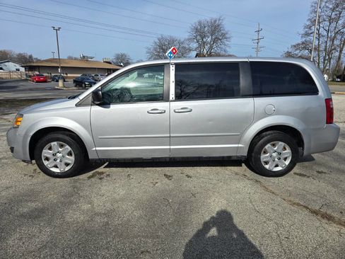 Used 2009 Dodge Grand Caravan SE image 5