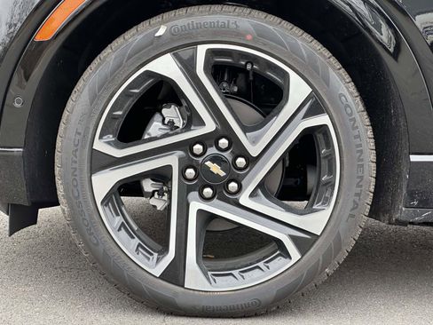 New 2026 Chevrolet Equinox EV LT image 7