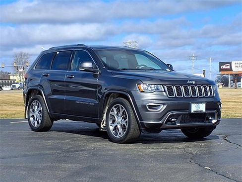 Used 2018 Jeep Grand Cherokee Limited image 1