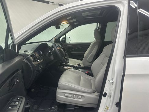 Used 2023 Honda Passport Elite image 9