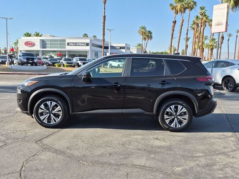 Used 2023 Nissan Rogue SV AWD/4WD image 3