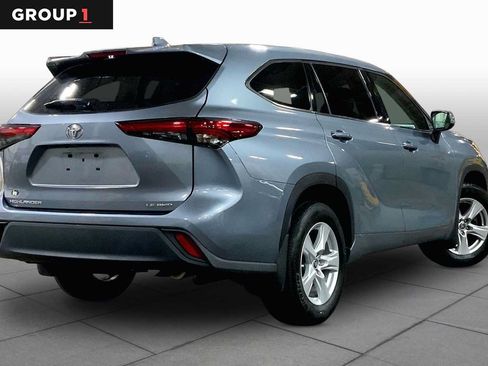 Certified 2021 Toyota Highlander LE AWD/4WD image 13