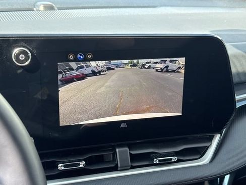 Used 2026 Chevrolet Equinox LT AWD/4WD image 22
