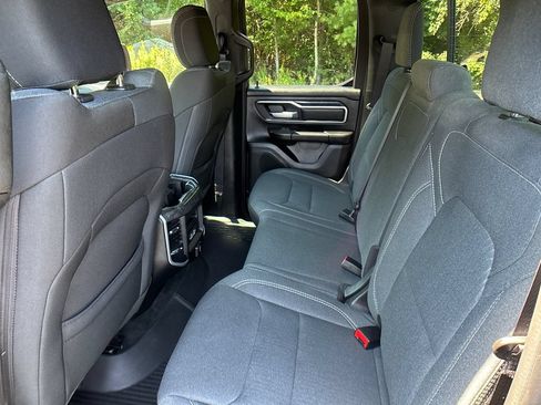 Used 2022 RAM 1500 Big Horn AWD/4WD image 22