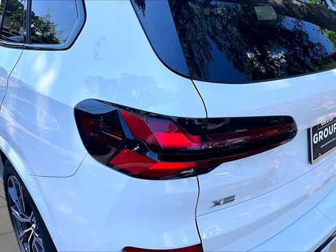 Certified 2024 BMW X5 M60i AWD/4WD image 29