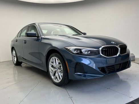 Used 2026 BMW 330i xDrive Sedan w/ Convenience Package AWD/4WD image 2