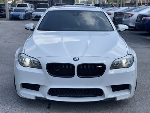 Used 2013 BMW M5 RWD image 7
