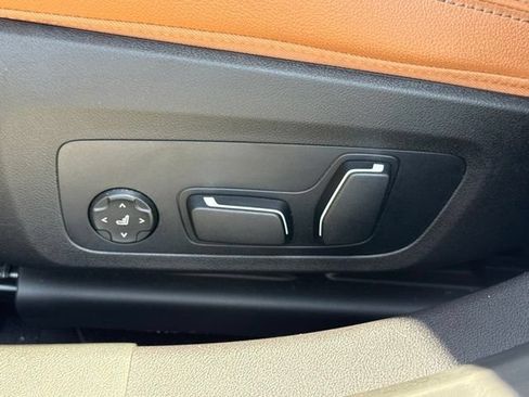 Used 2026 BMW 330i Sedan w/ Premium Package RWD image 19