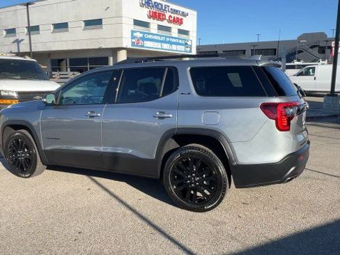 Used 2023 GMC Acadia SLE w/ Elevation Edition image 6
