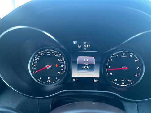 Used 2017 Mercedes-Benz GLC 300 4MATIC image 28