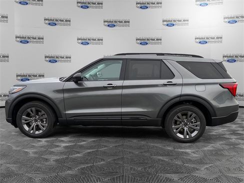 New 2026 Ford Explorer Active w/ Active Comfort Package image 2