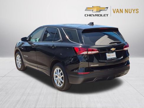 Used 2023 Chevrolet Equinox LS FWD image 7