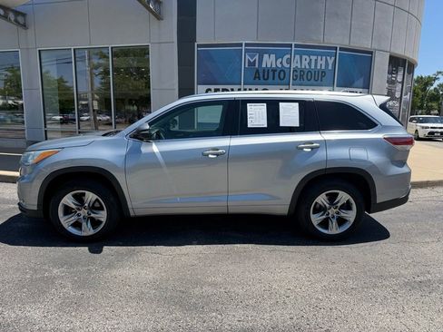 Used 2014 Toyota Highlander Limited FWD image 2