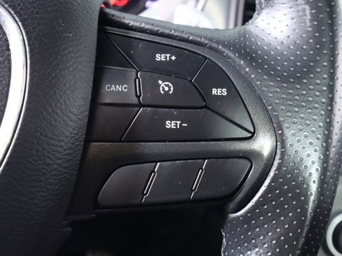 Used 2019 Dodge Charger R/T w/ Blacktop Package RWD image 13